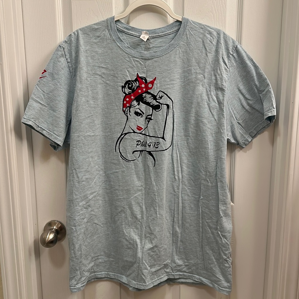 Graphic tee